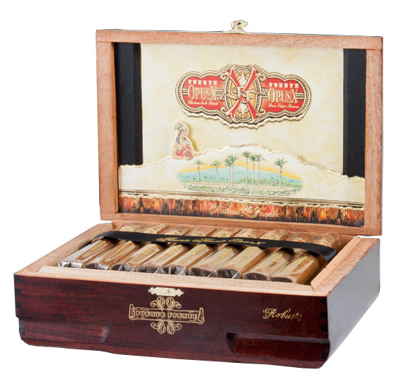 Коробка Arturo Fuente Opus X Robusto на 29 сигар