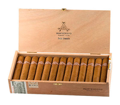 Коробка Montecristo Petit Edmundo на 25 сигар