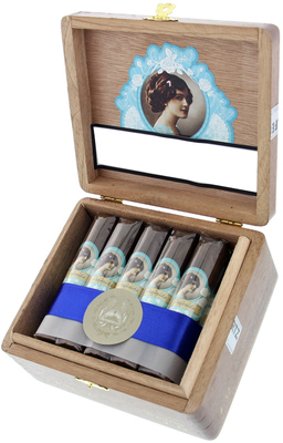 Коробка La Preferida №452 Petit Robusto на 16 сигар