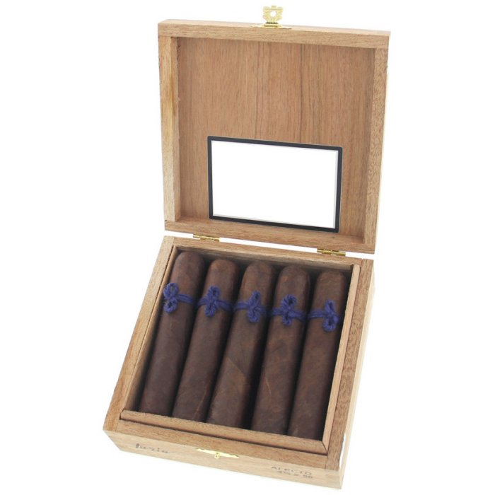 Коробка Nicarao Furia Alecto Robusto на 10 сигар