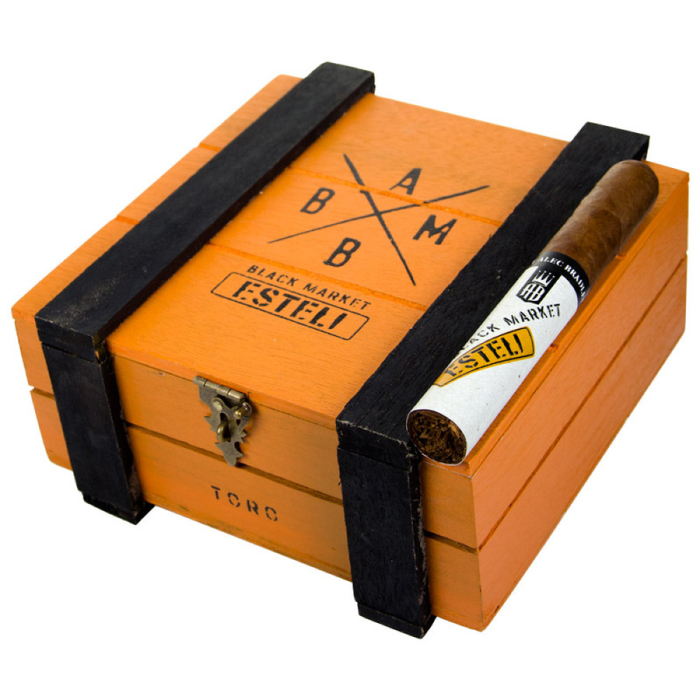 Коробка Alec Bradley Black Market Esteli Toro на 22 сигары