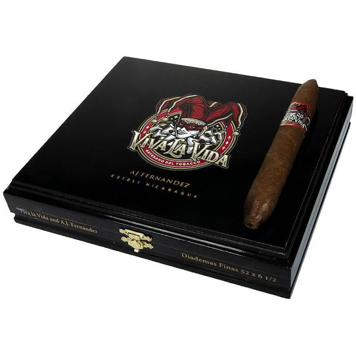 Коробка A. J. Fernandez Viva la Vida Diadema на 10 сигар