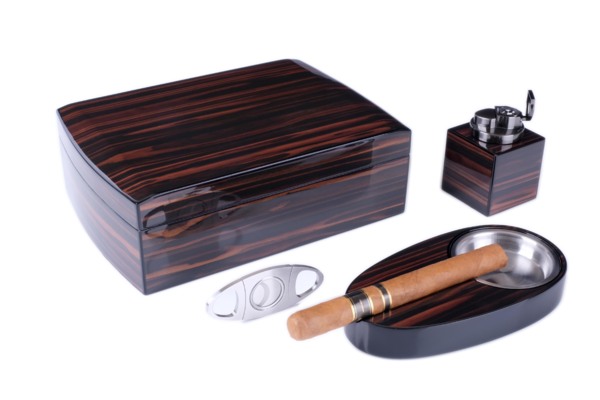 Подарочный набор Набор сигарных аксессуаров Lubinski SET-QB209