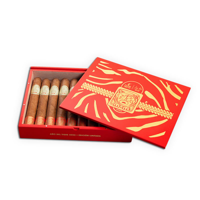 Подарочный набор Подарочный набор сигар Flor de Selva Ano Del Tigre Тоrо